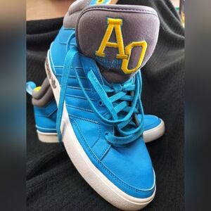 Adidas Men's Blue Sneakers Size 10